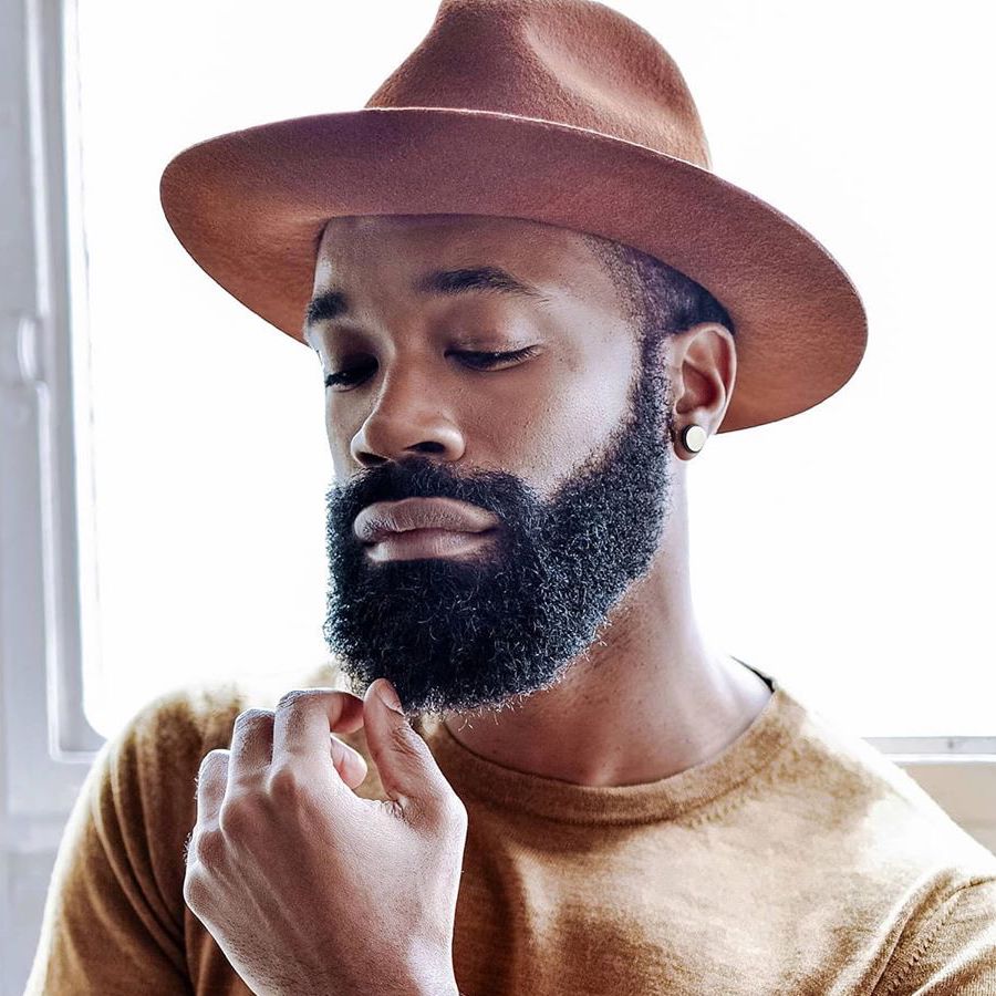 Understanding the Benefits of Beard Oil for Black Men